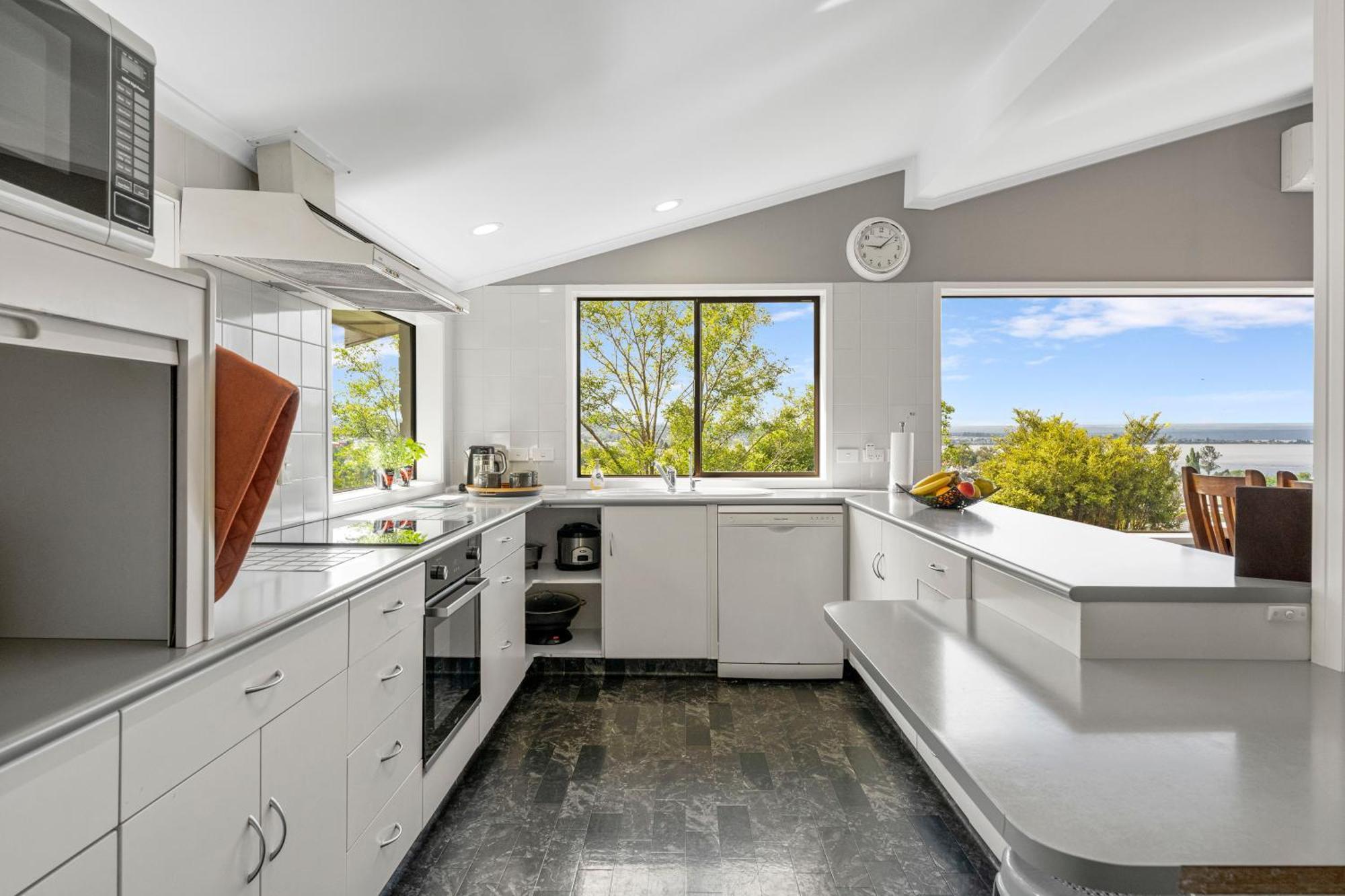 Ngaio Views - Lake Taupo Holiday Home Esterno foto