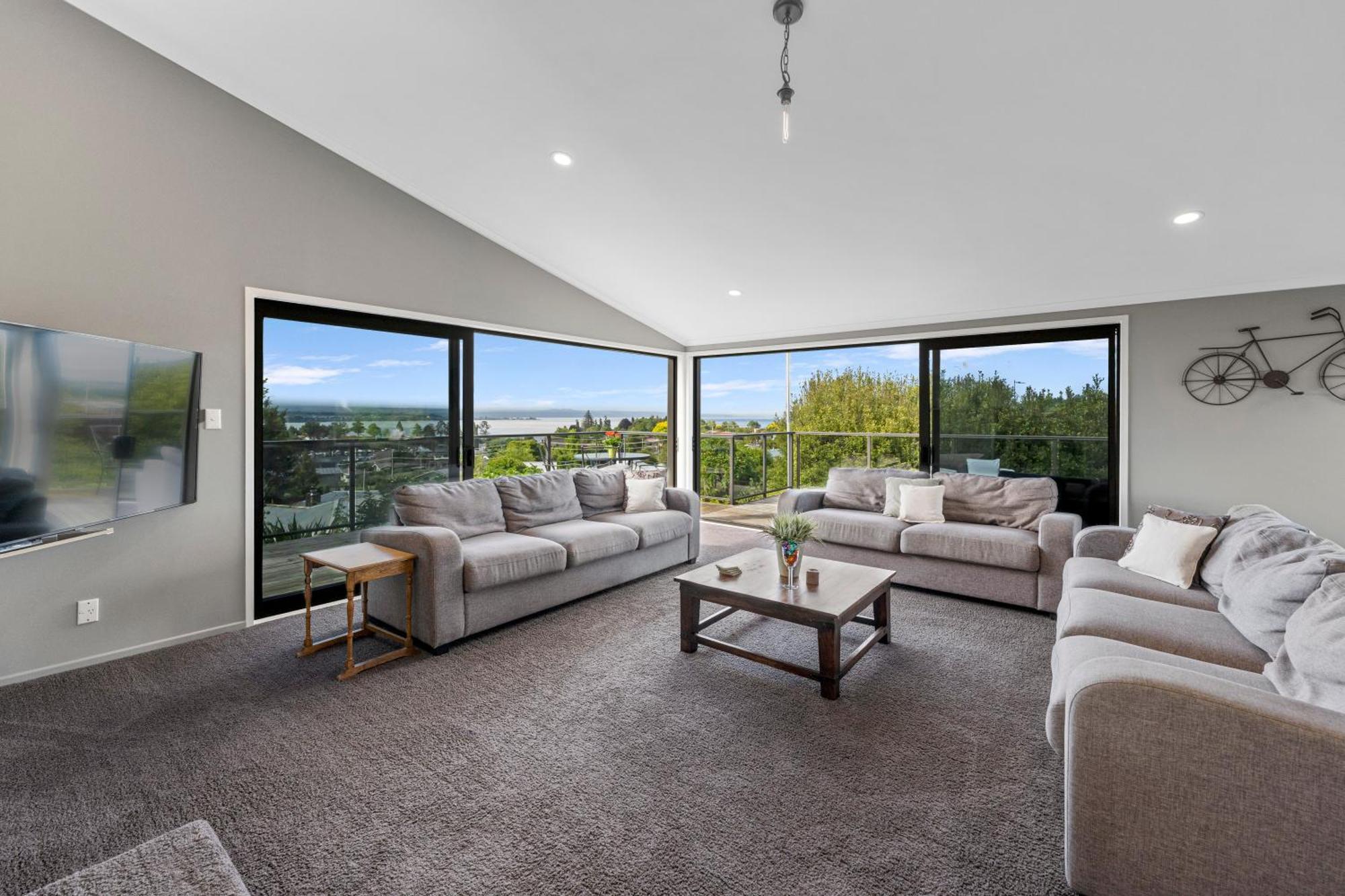 Ngaio Views - Lake Taupo Holiday Home Esterno foto
